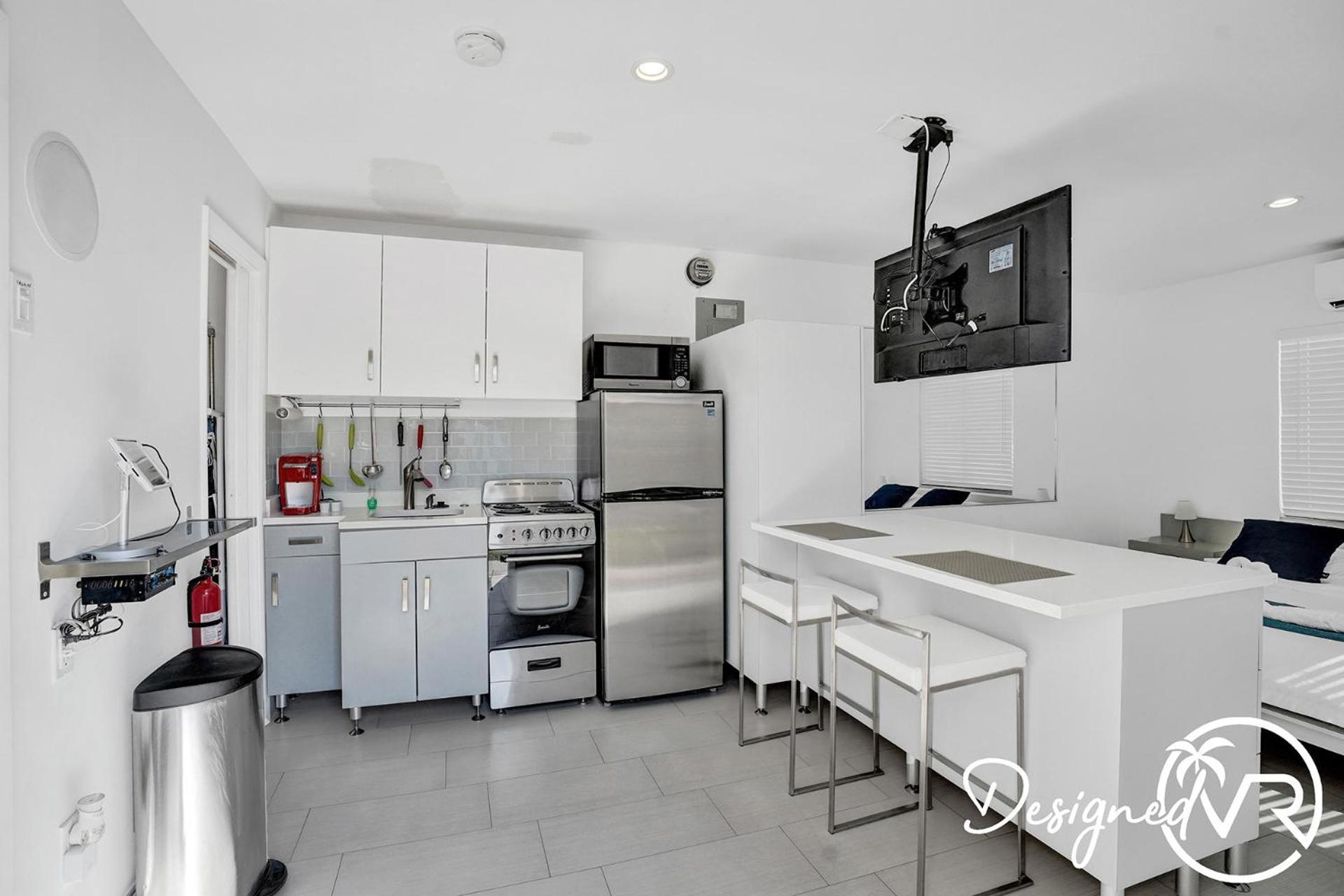 Unita Seai Private Near Deerfield